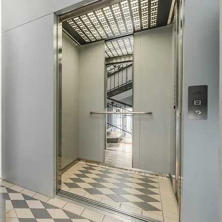 Herzlich Willkommen - Kuess Die Hand 2 Vienna Exterior photo